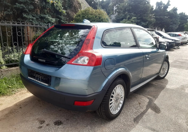 Volvo C30 cena 12500 przebieg: 154406, rok produkcji 2007 z Trzemeszno małe 137